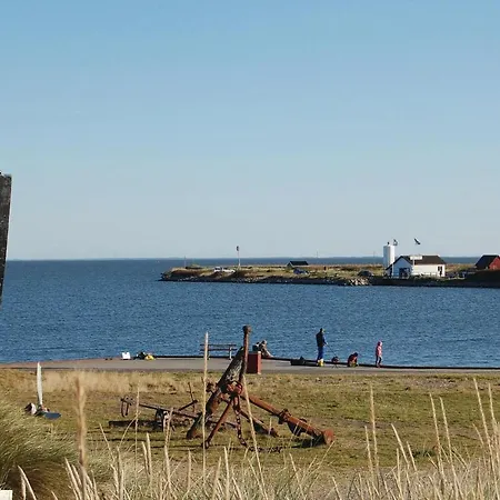 Holiday home Three-bedroom Holiday In Hvide Sande Bjerregard