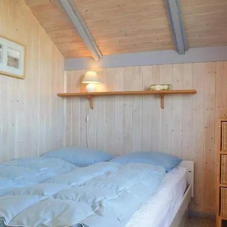 Three-bedroom Holiday In Hvide Sande Holiday home Bjerregard